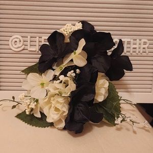 Floral Black/White Handmade Hair Clip